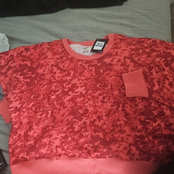 Under armour rival pink camo long sleve - Picture 4 of 7